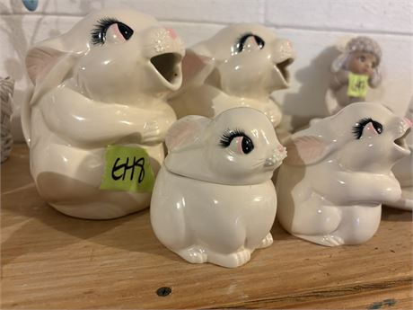 Bunny Pitcher Set