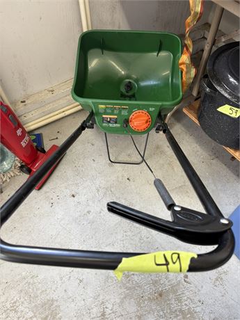 Lawn Spreader