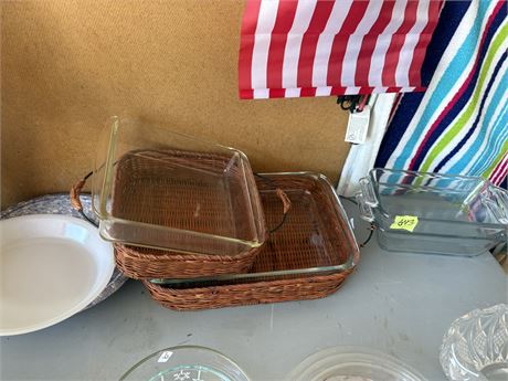 Bakeware and Baskets, Pyrex
