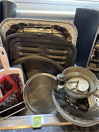 Pans, Kitchen Items