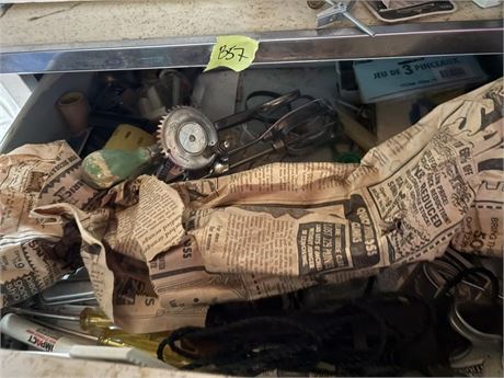 Kitchen Drawer Lot