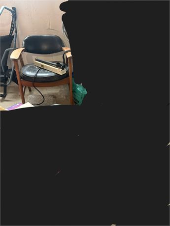 Vintage Chair (Some Mold)